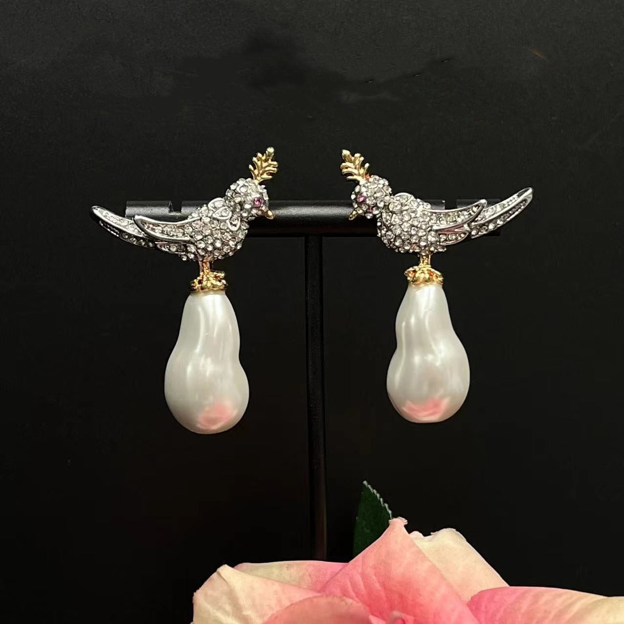 FLEDGLING SET