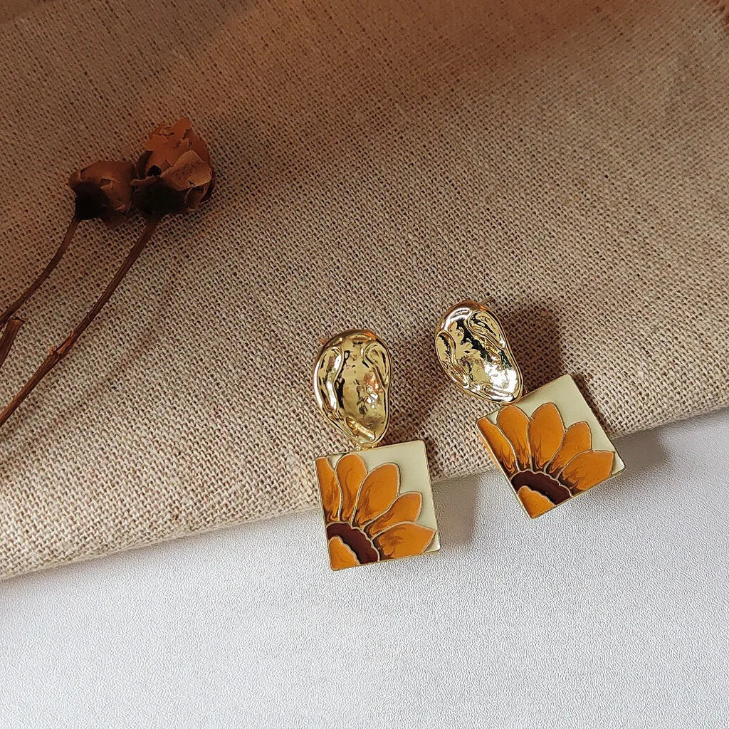 CLIP ON SUNFLOWER EPOXY EARRINGS