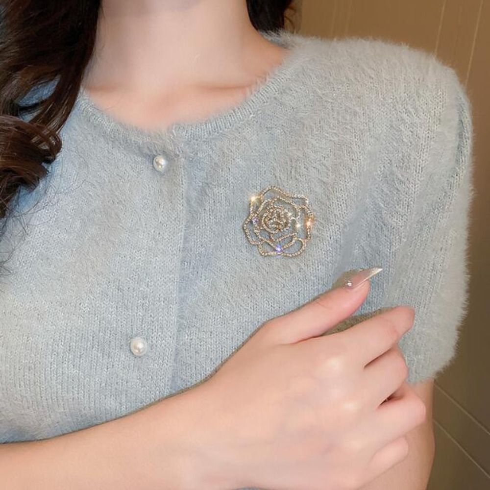 ROSY BROOCH