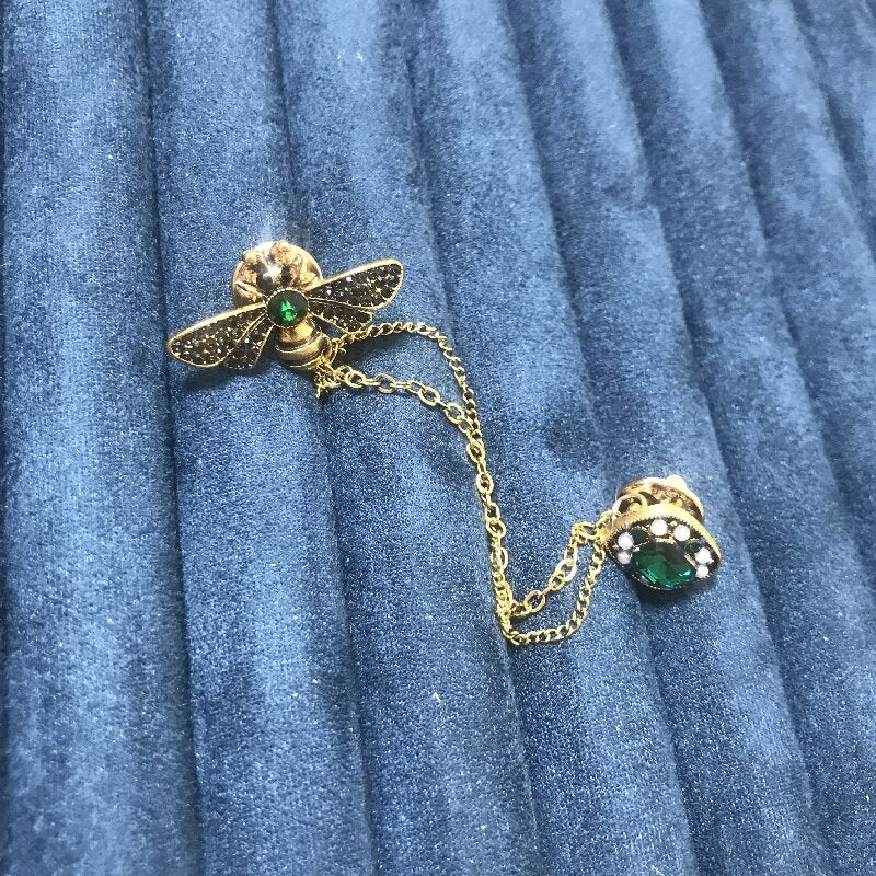 BEE CRYSTAL TASSEL BROOCH