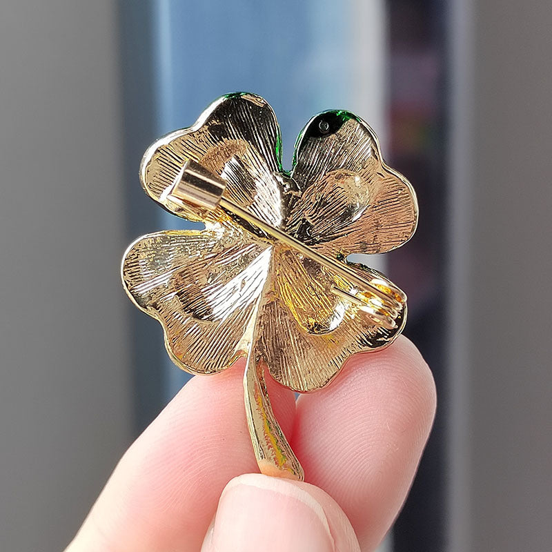 CLOVER LEAF BROOCH