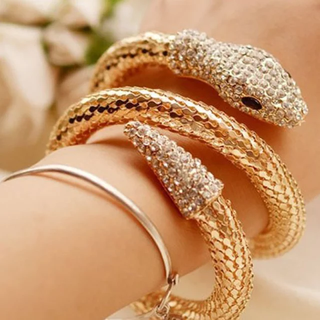 18K GOLD SNAKE CHAIN AND BRACELET