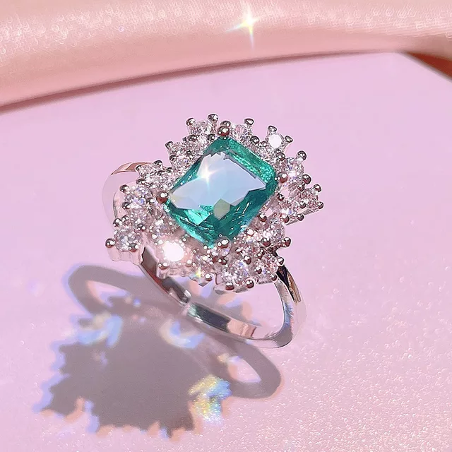 BERYL ZIRCON RING