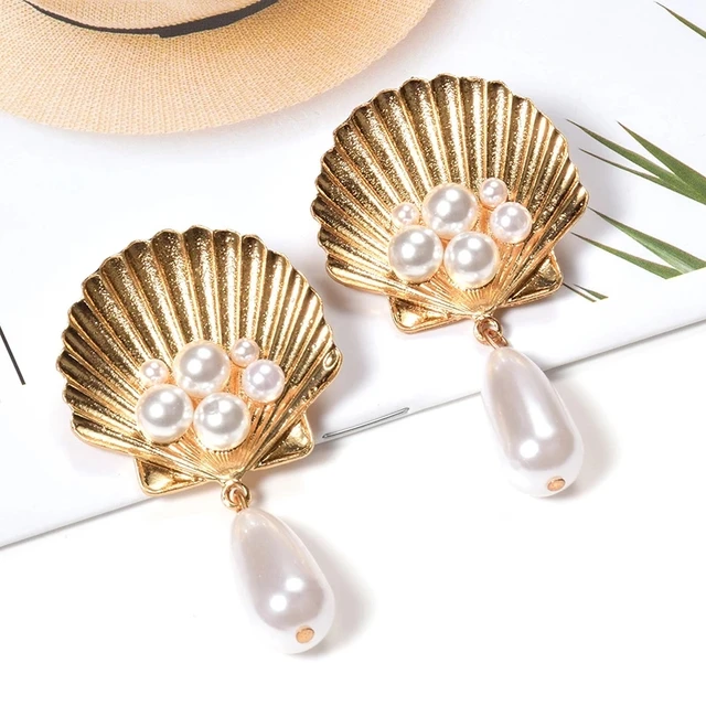 PEARL SHELL EARRINGS