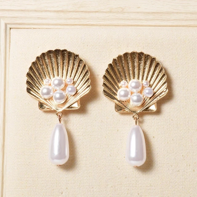 PEARL SHELL EARRINGS