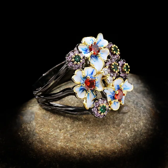 ANTIQUE EPOXY FLORAL RING