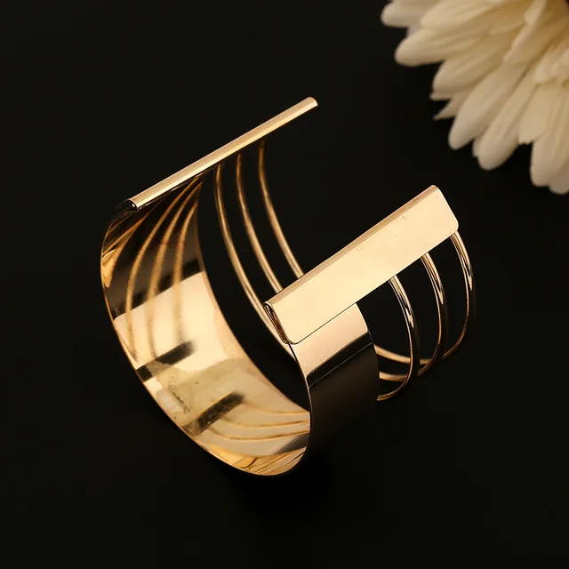 WIDE METAL CUFF