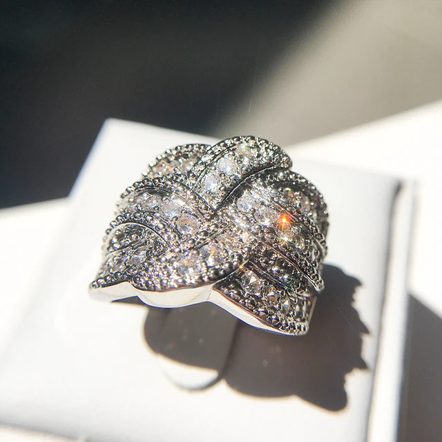 GLINT ZIRCON RING