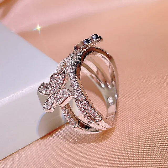 MOTH ZIRCON RING