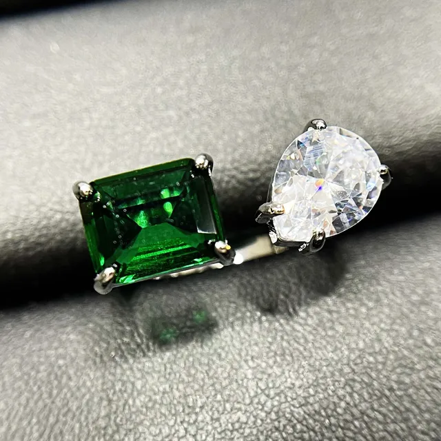 GREEN ZIRCON RING