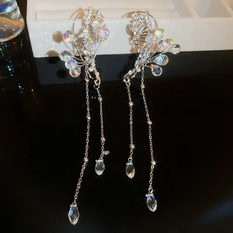 LUXURY RHINESTONE EARCUFF