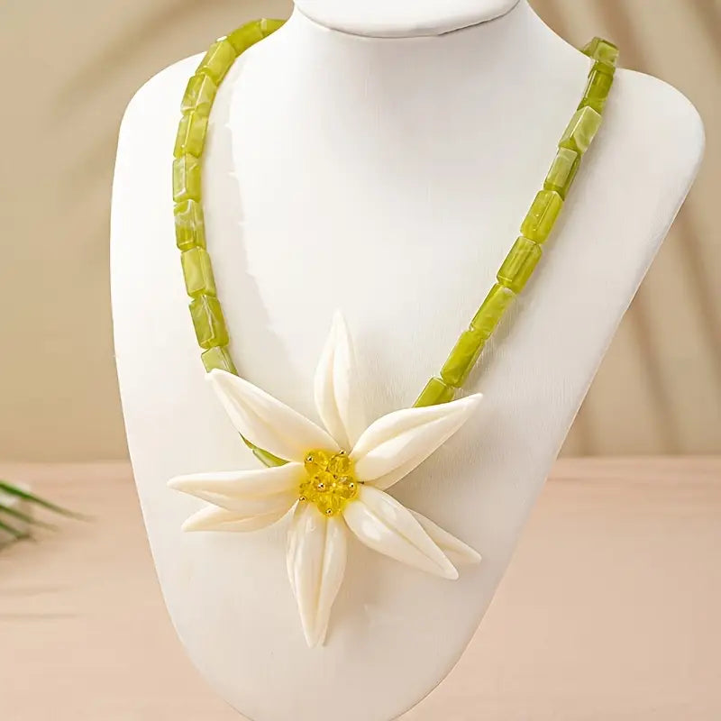 ACRYLIC WHITE FLOWER BOHO SET