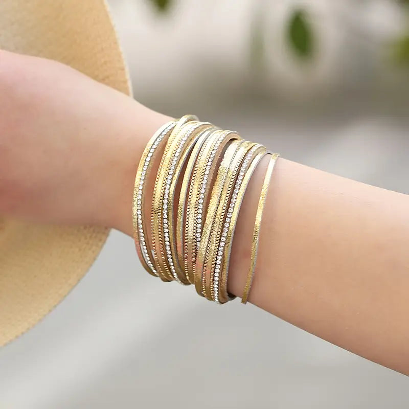 LUXURIOUS LEATHER RHINESTONE BRACELET