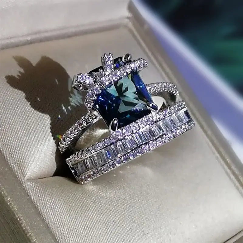 IMPERIAL BLUE ZIRCON RING