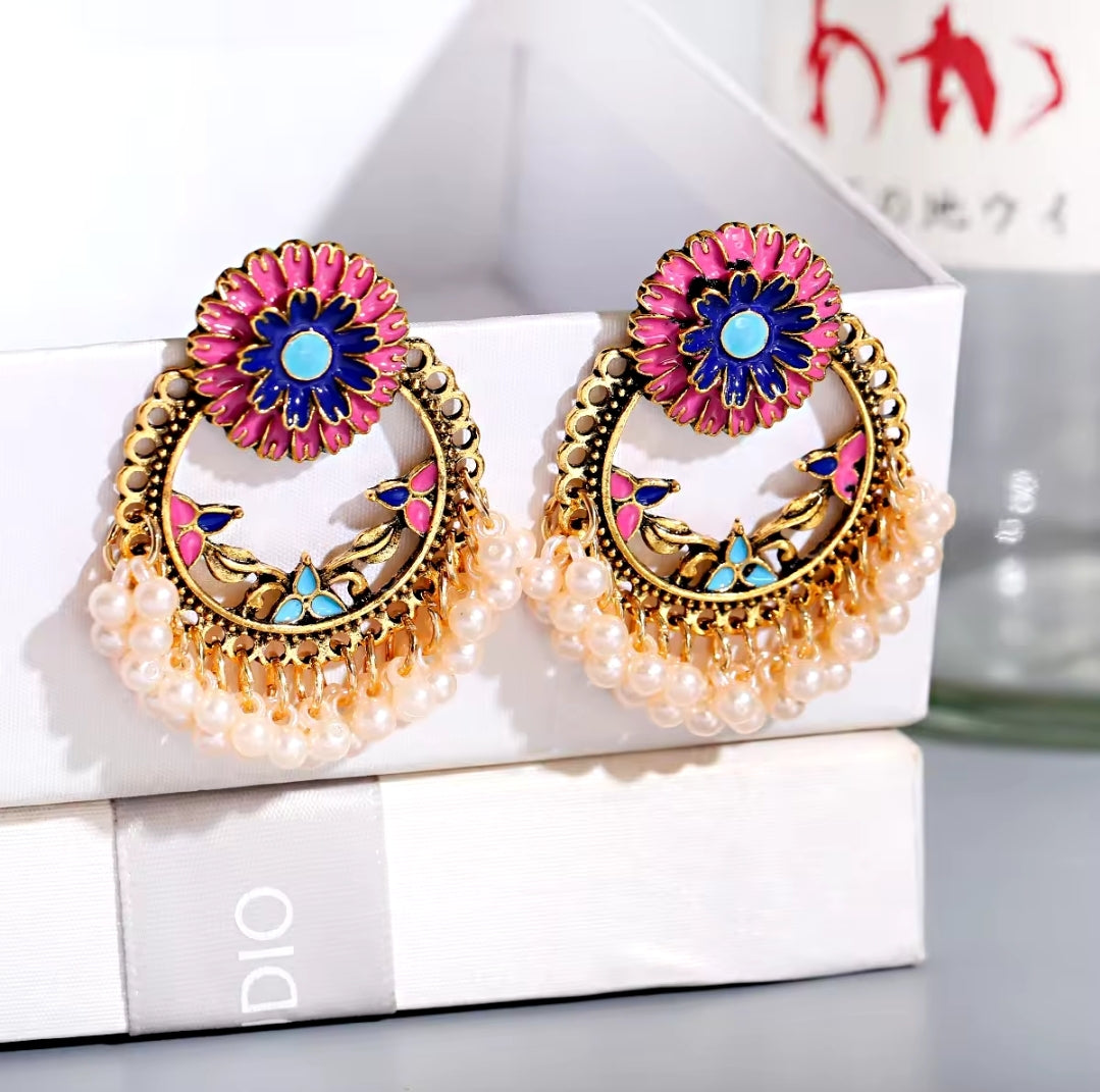 INDAIN ROUND FLOWER EARRINGS