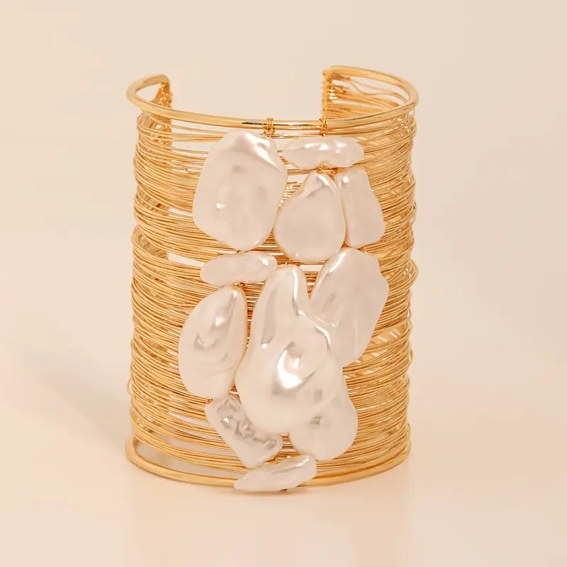 CHIC BAROQUE CUFF