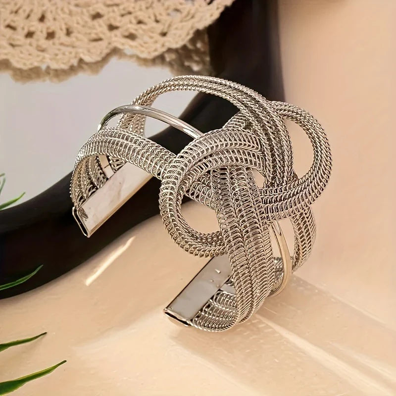 GEOMETRIC HOLLOW CUFF BRACELET